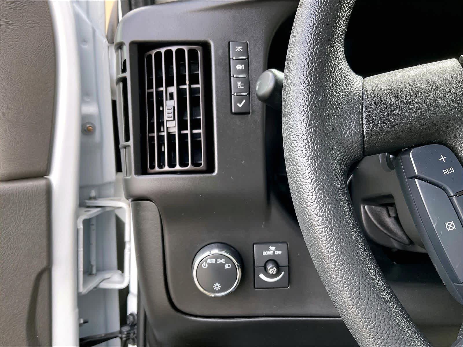Used 2024 GMC Savana 2500 w/ Driver Convenience Package RWD image 25