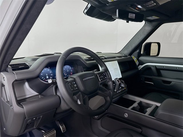 New 2026 Land Rover Defender 130 V8 image 9