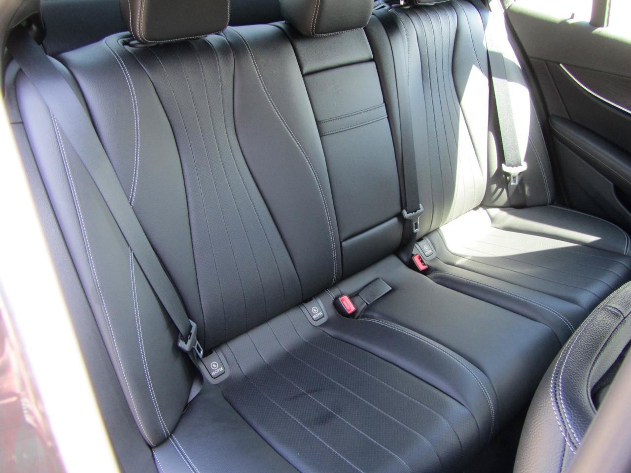 Used 2017 Mercedes-Benz E 300 4MATIC image 24