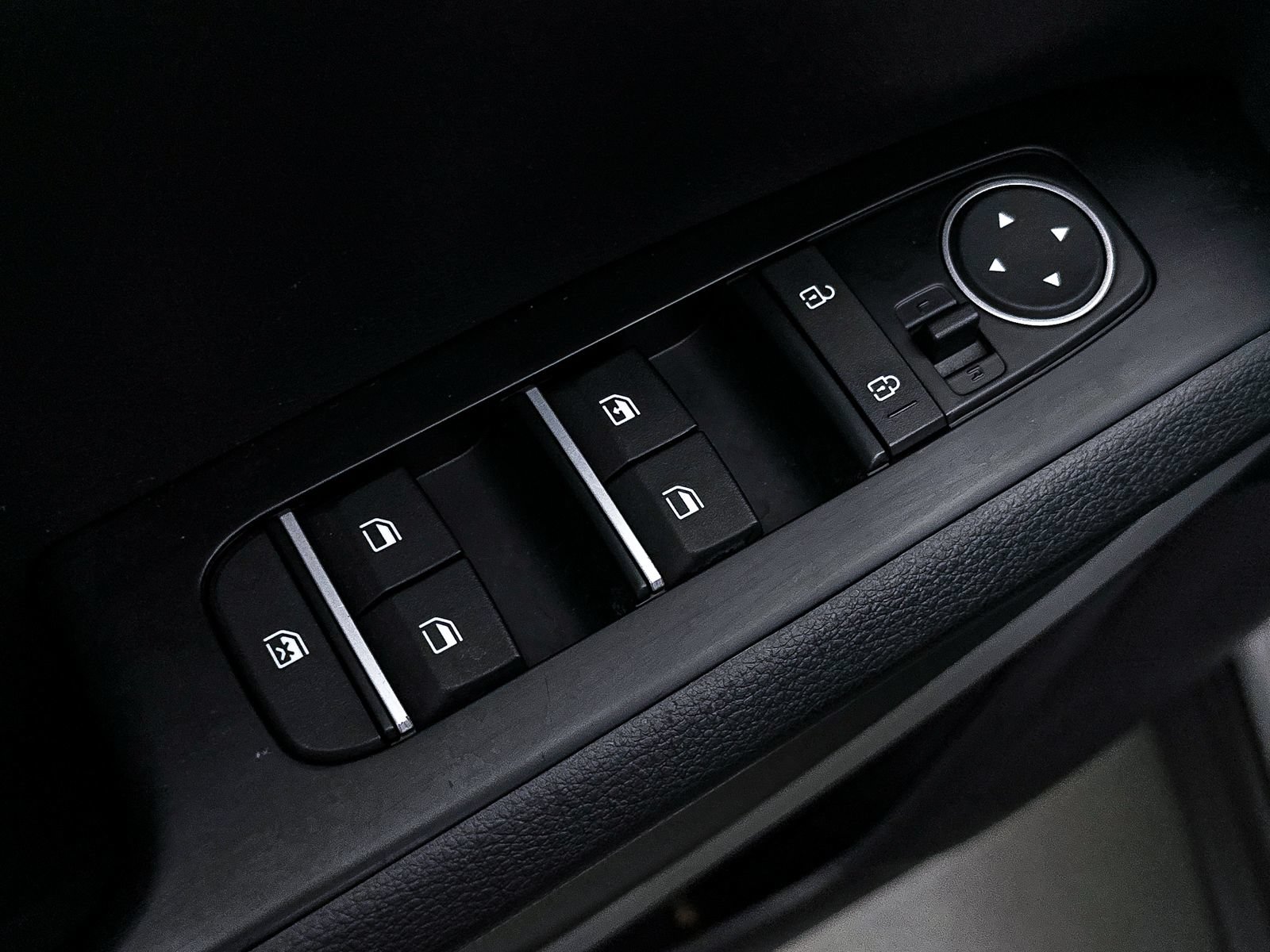 Used 2020 Kia Soul LX FWD image 12