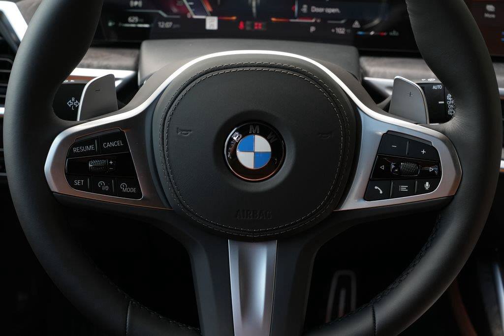 Used 2027 BMW X7 xDrive40i w/ M Sport Package AWD/4WD image 19
