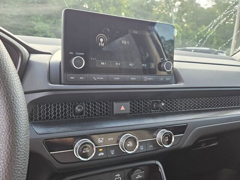 Used 2025 Honda CR-V LX image 21