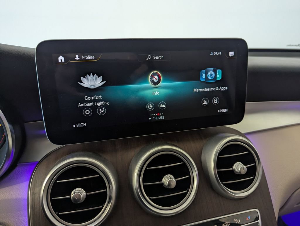 Used 2020 Mercedes-Benz GLC 300 image 10