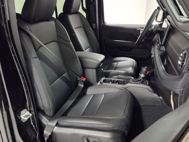New 2026 Jeep Wrangler Sahara w/ Whitecap Package image 16
