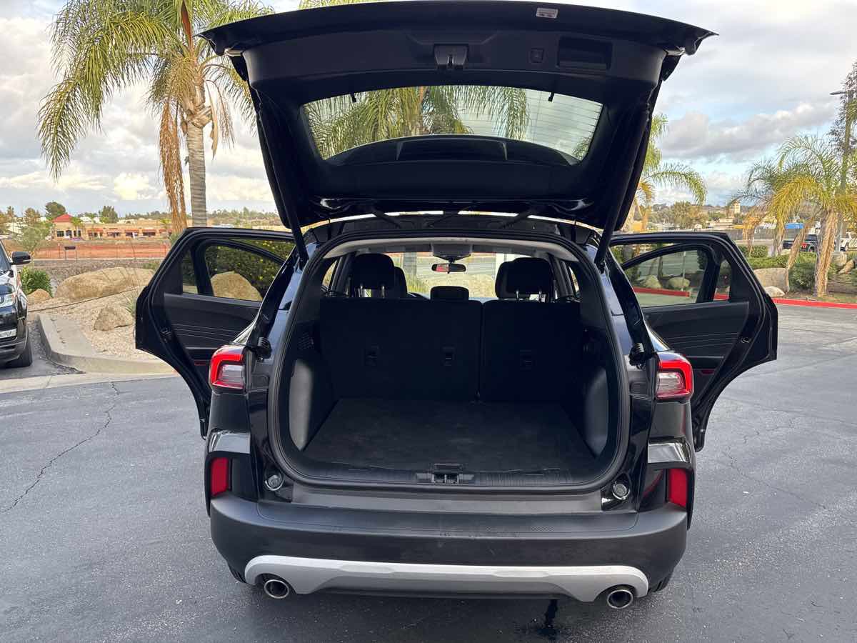 Used 2025 Ford Escape Active image 25