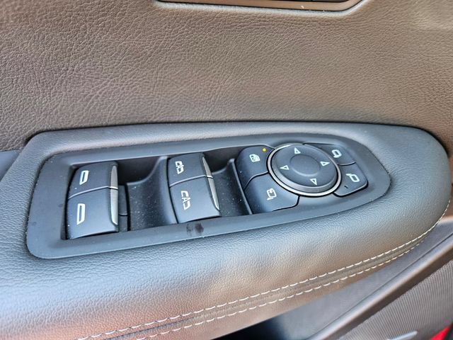 Used 2025 Cadillac XT6 Luxury FWD image 31