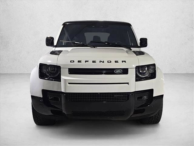 Used 2022 Land Rover Defender 110 X-Dynamic HSE AWD/4WD image 2
