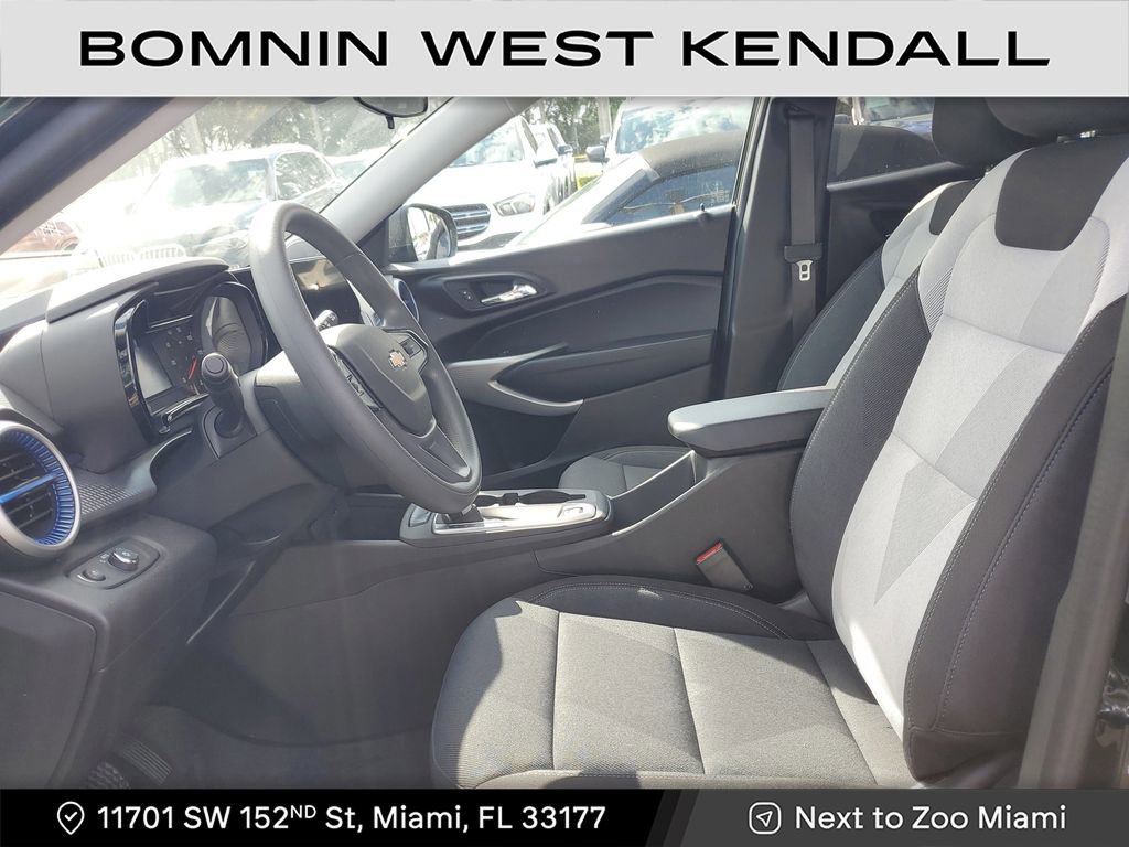 Used 2026 Chevrolet Trax LS image 9