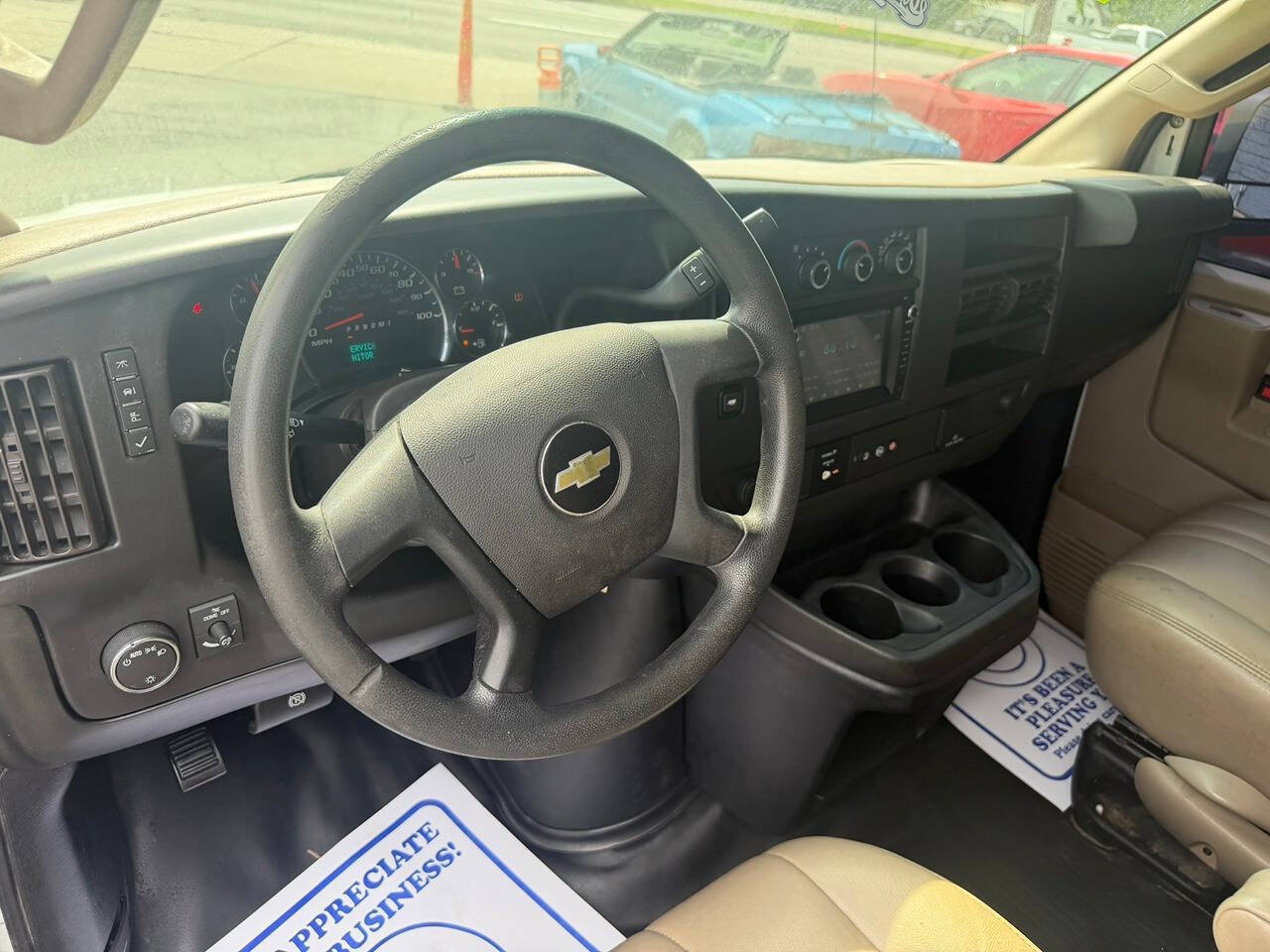 Used 2018 Chevrolet Express 2500 Extended RWD image 18