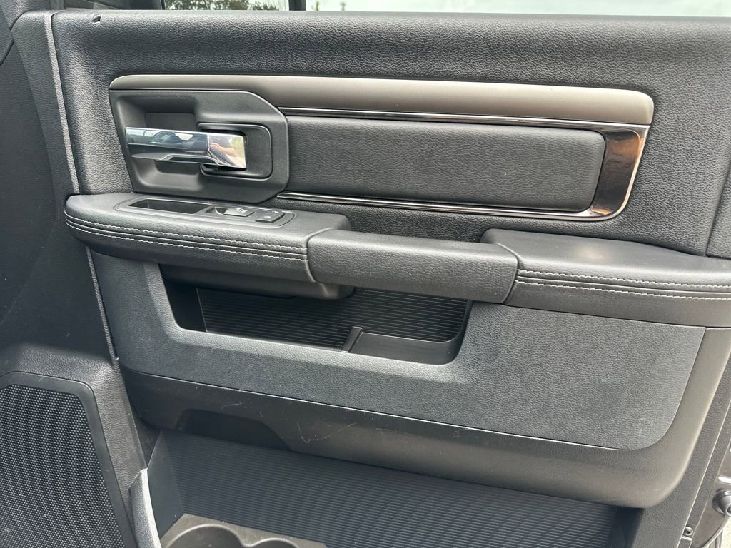 Used 2017 RAM 1500 Sport w/ Black Ram 1500 Sport Group image 33