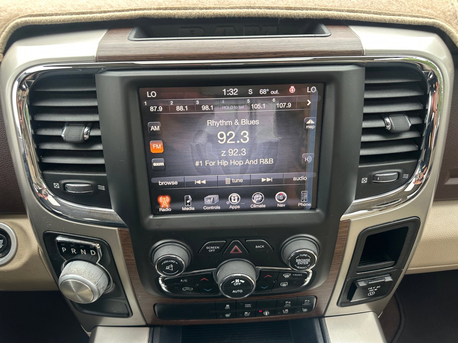 Used 2017 RAM 1500 Laramie w/ Convenience Group RWD image 16