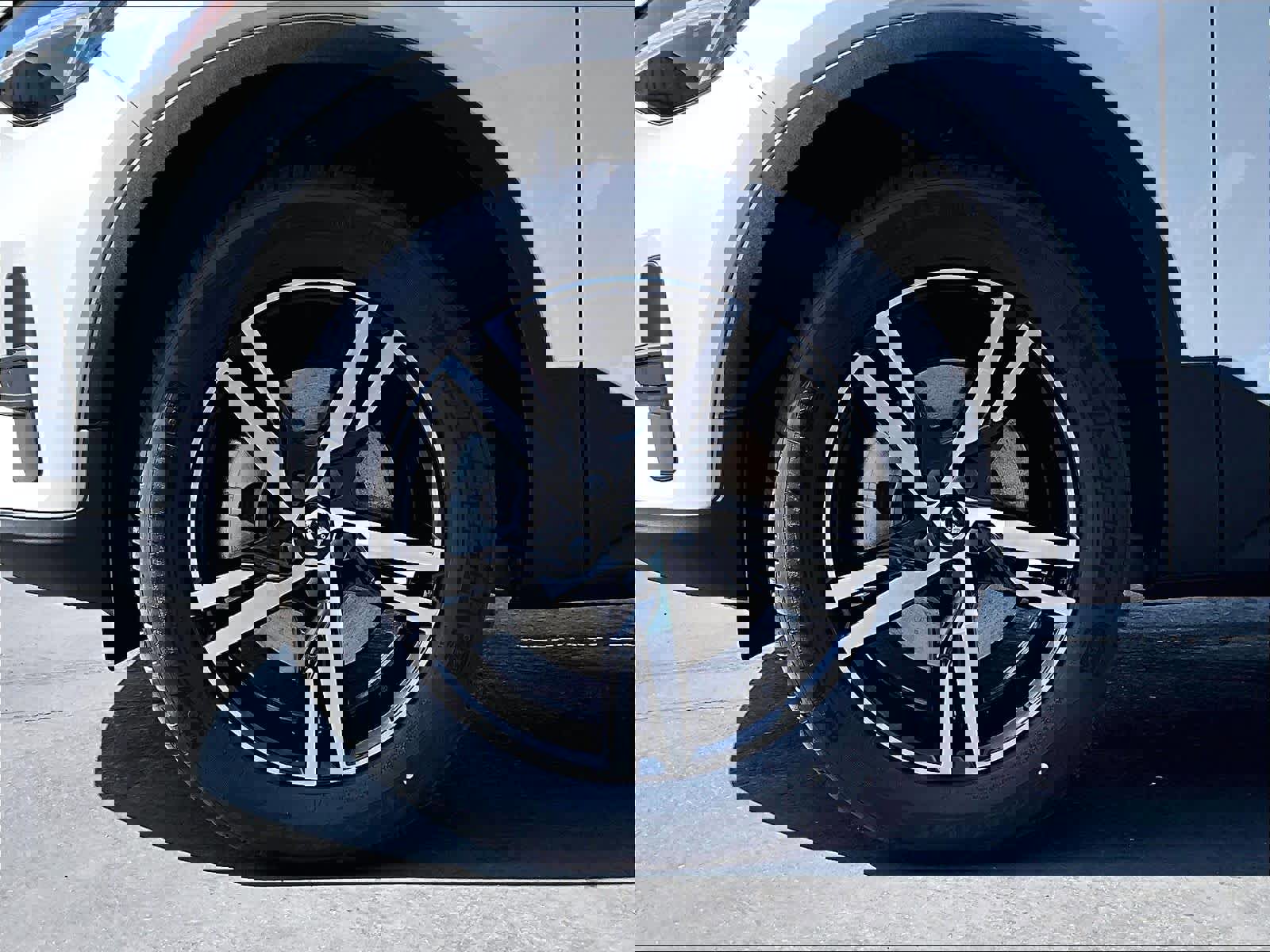 New 2026 Volvo XC40 B5 Core w/ Climate Package image 14