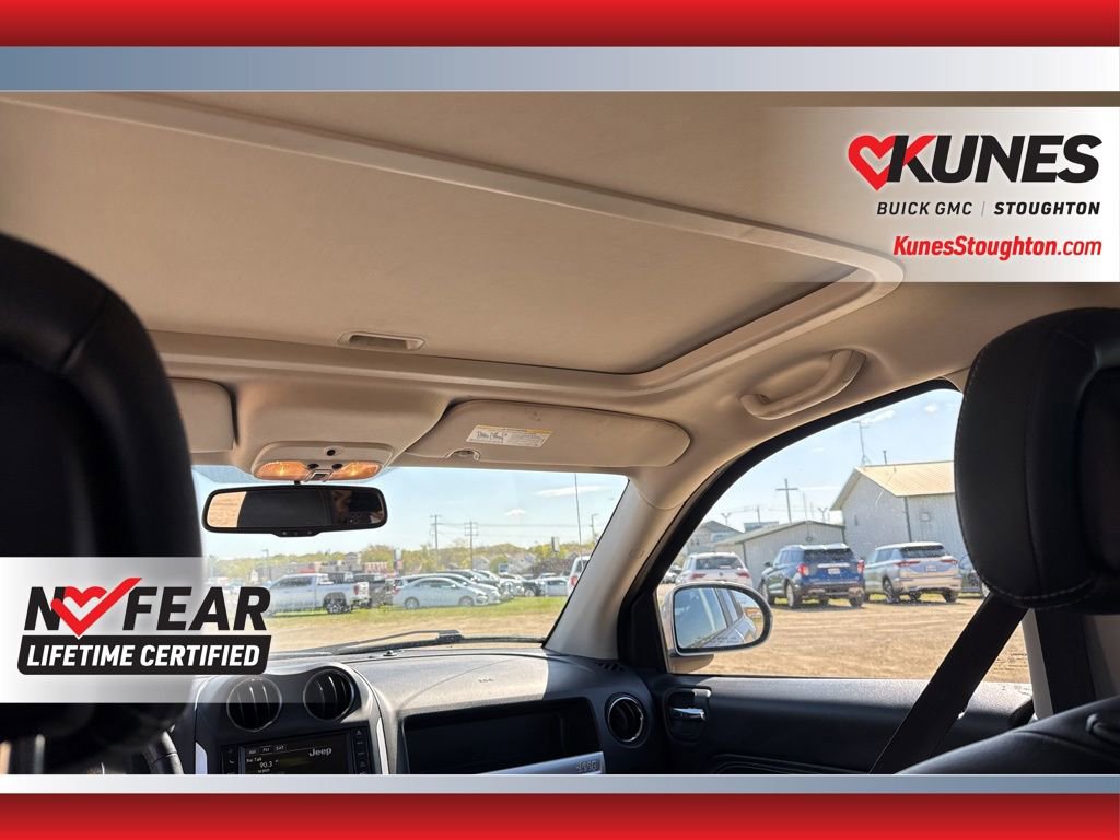 Used 2017 Jeep Compass High Altitude FWD image 45