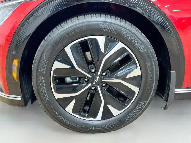 Certified 2023 Kia EV6 Wind w/ Wind Technology Package RWD image 31