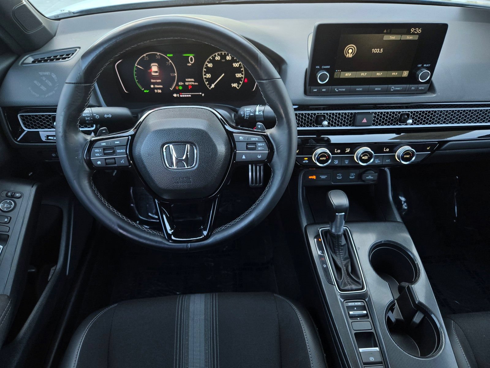 Used 2025 Honda Civic Sport image 9