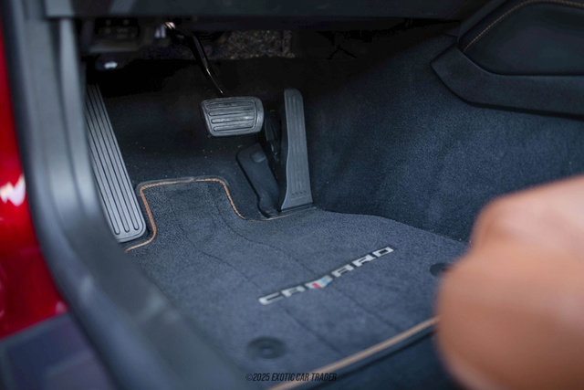 Used 2021 Chevrolet Camaro SS image 34