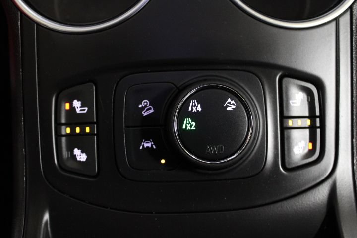 Used 2024 GMC Terrain SLT w/ Infotainment Package II AWD/4WD image 32