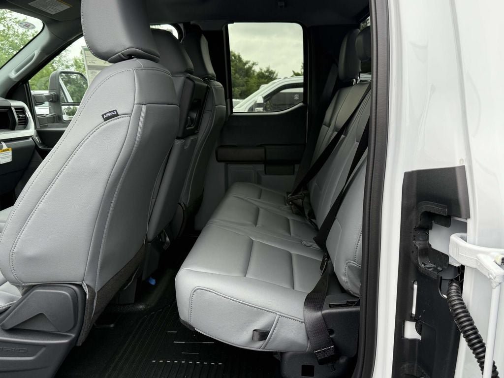 New 2026 Ford F350 XL w/ FX4 Off-Road Package AWD/4WD image 10