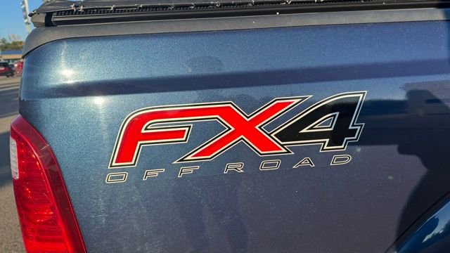 Used 2015 Ford F250 Lariat w/ Chrome Package image 11