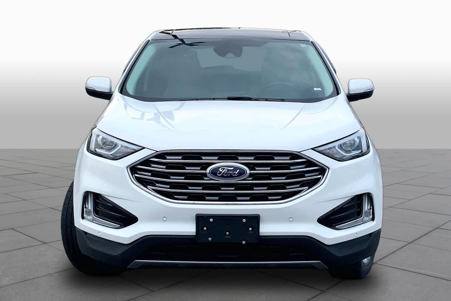 Used 2022 Ford Edge Titanium AWD/4WD image 4