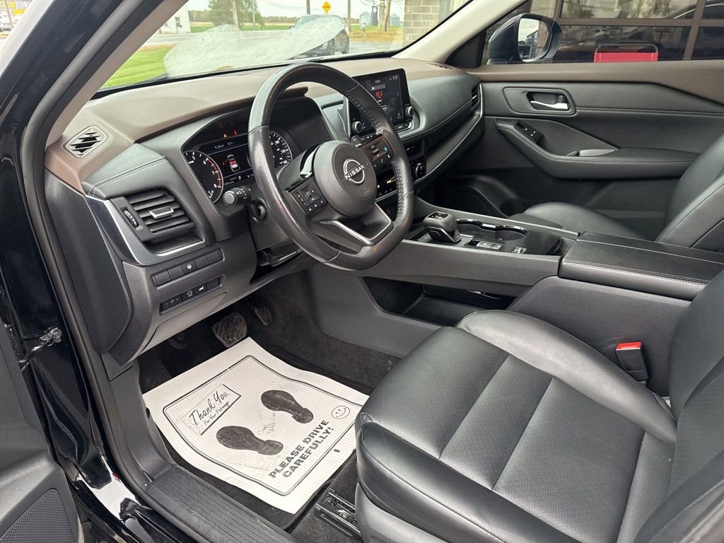 Used 2023 Nissan Rogue SV w/ SV Premium B Package image 25