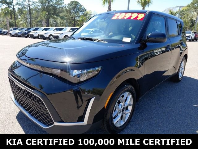 Certified 2025 Kia Soul LX