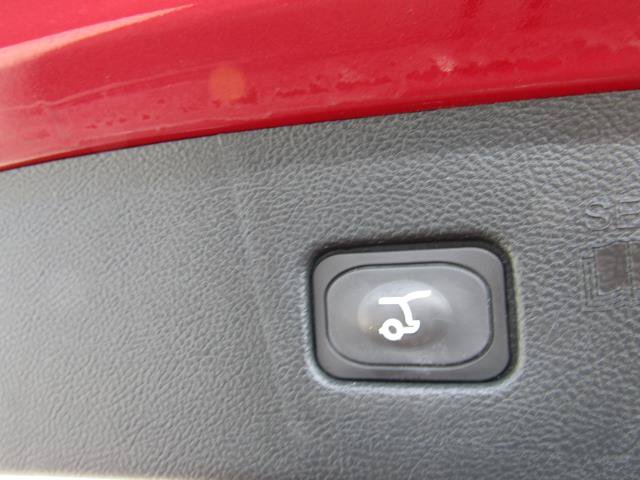 Used 2024 Ford Edge Titanium AWD/4WD image 16