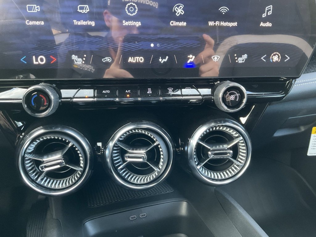 New 2026 Chevrolet Blazer EV LT image 8