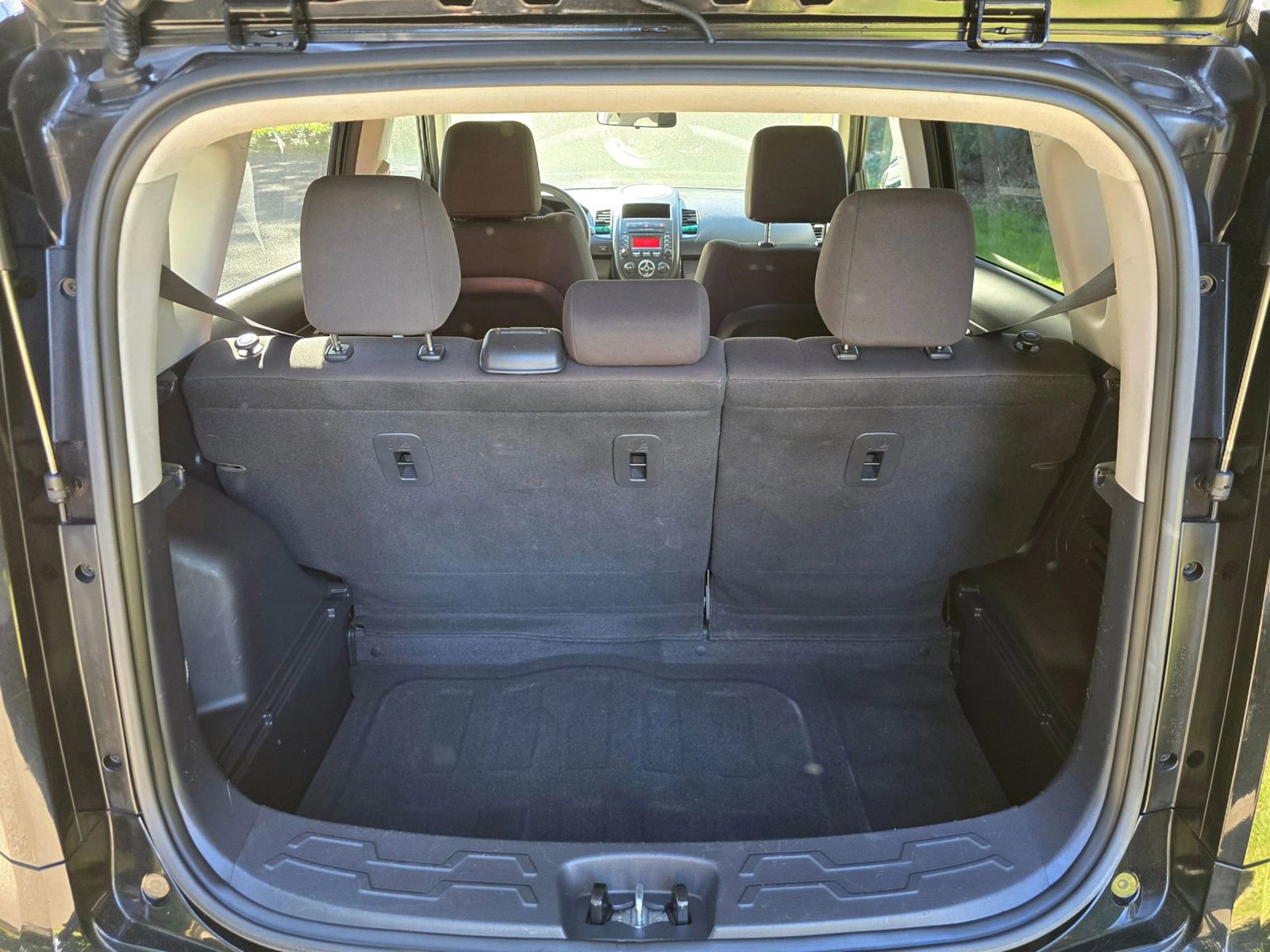 Used 2012 Kia Soul FWD image 5