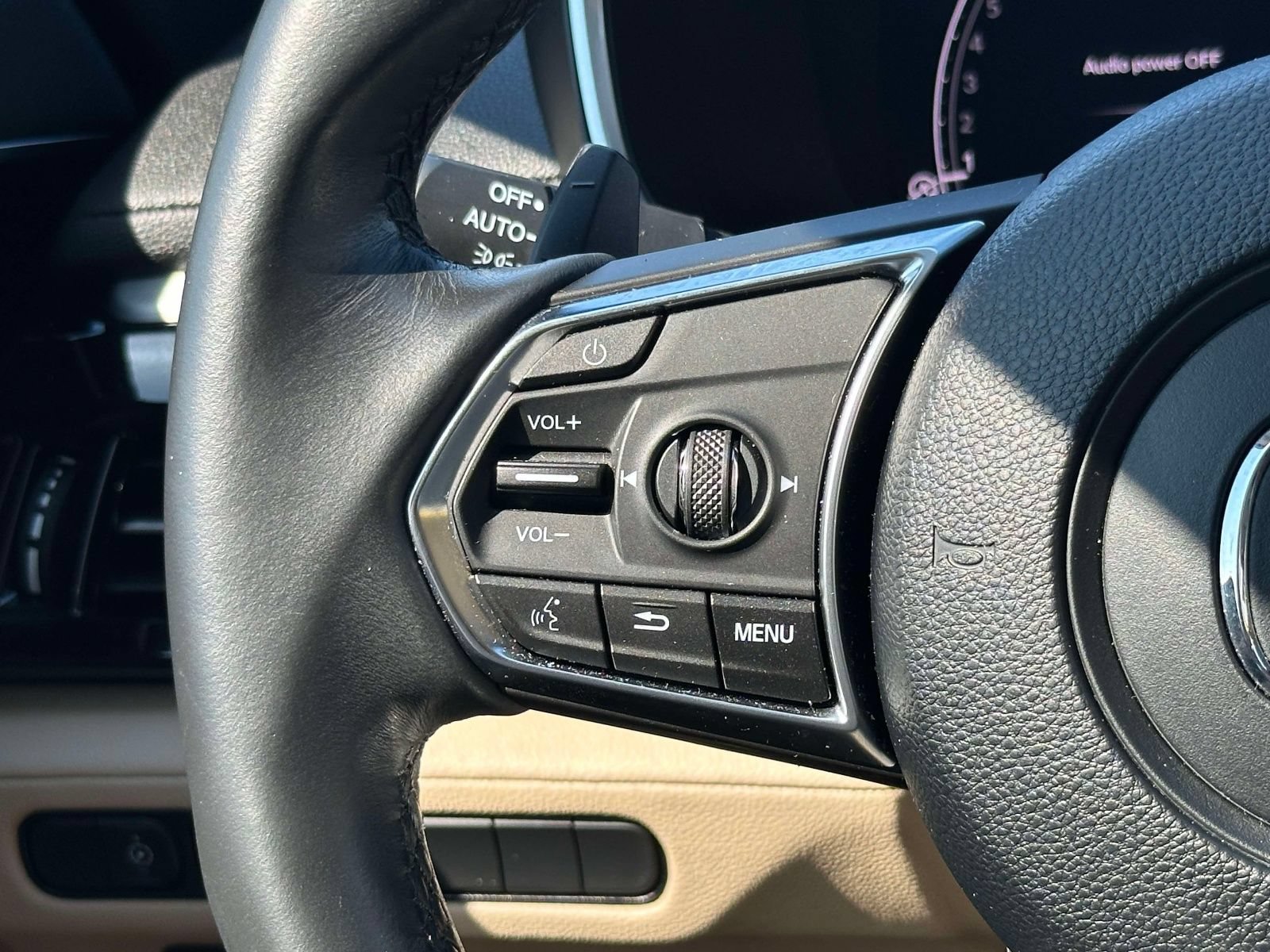 Certified 2025 Acura MDX SH-AWD image 23