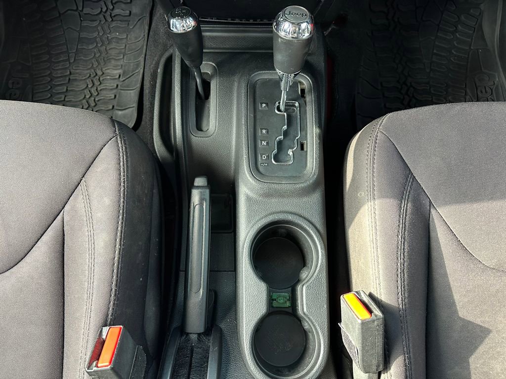 Used 2014 Jeep Wrangler Unlimited Sport w/ Quick Order Package 24S image 16