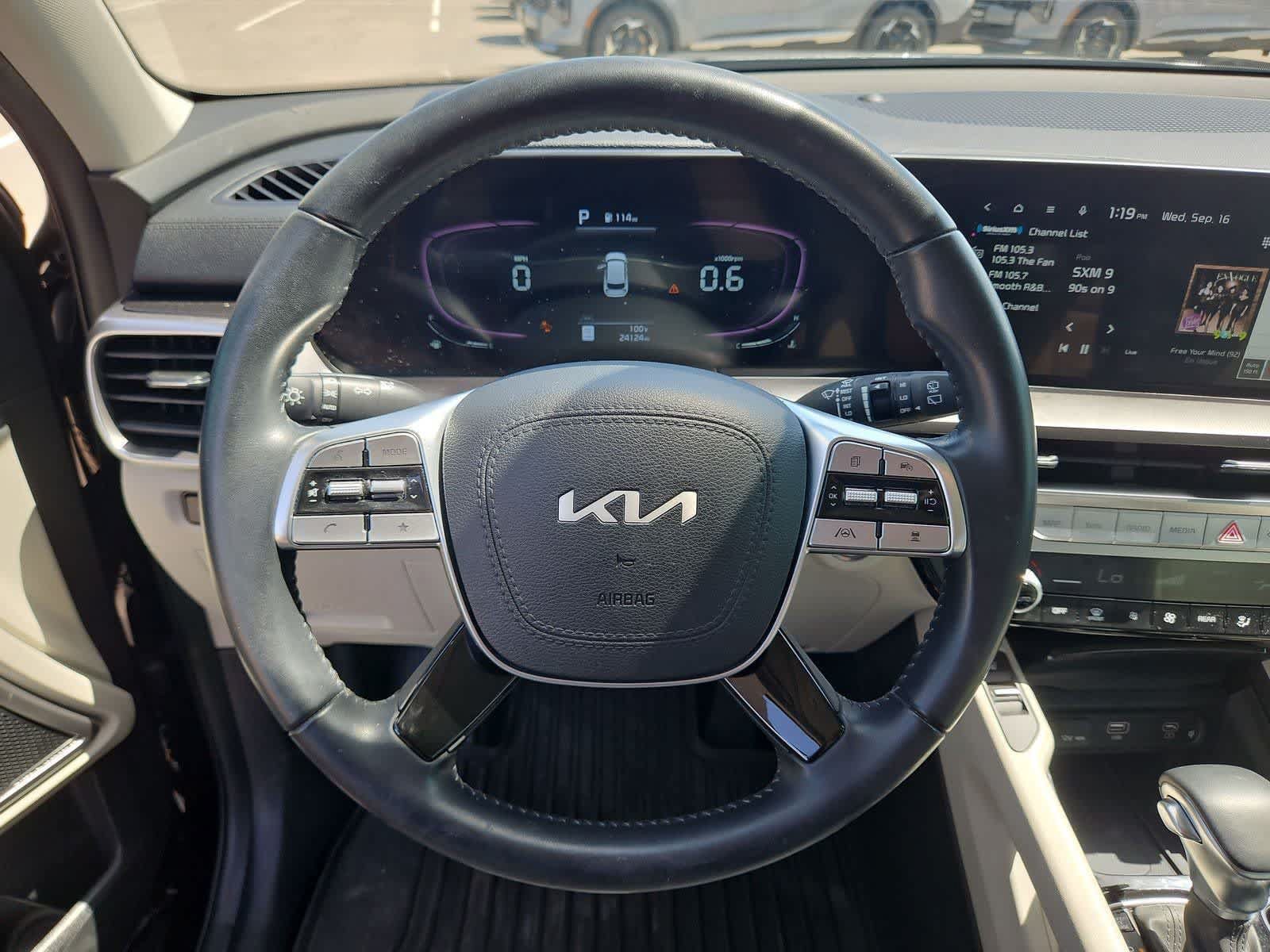 Used 2024 Kia Telluride S FWD image 22