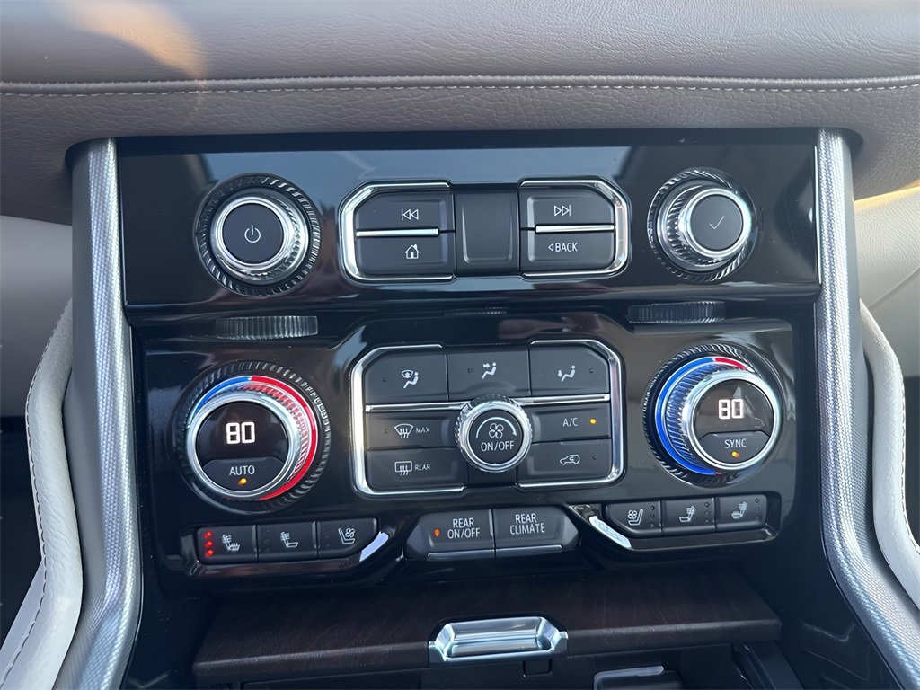 Used 2022 GMC Yukon Denali image 29