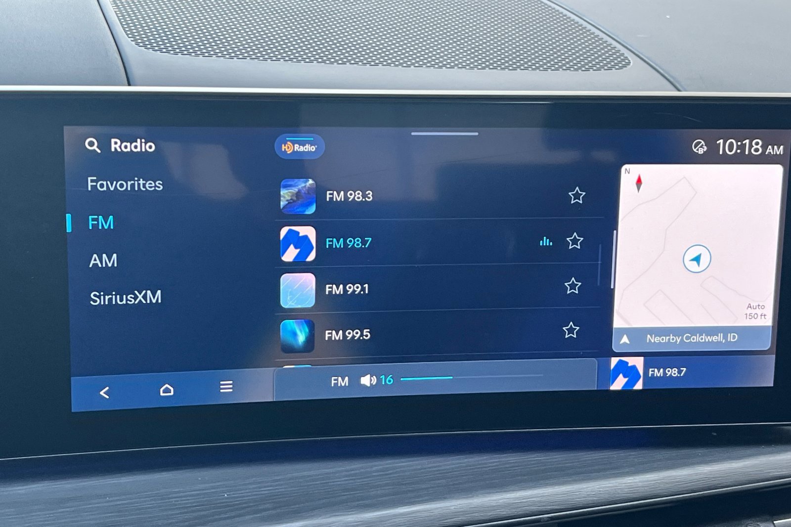 Used 2024 Hyundai Santa Fe Limited image 21