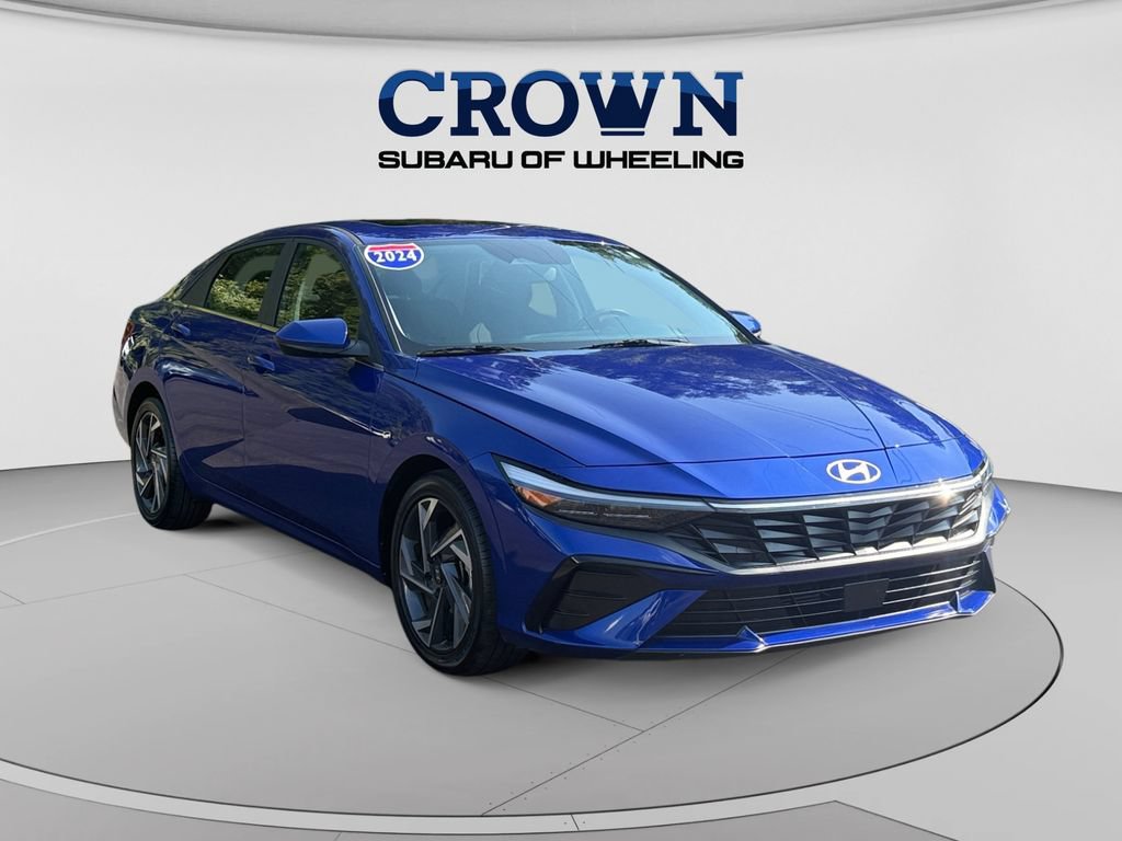 Used 2024 Hyundai Elantra SEL w/ Convenience Package