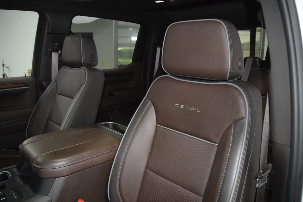 Used 2024 GMC Sierra 1500 Denali w/ Denali Reserve Package AWD/4WD image 44