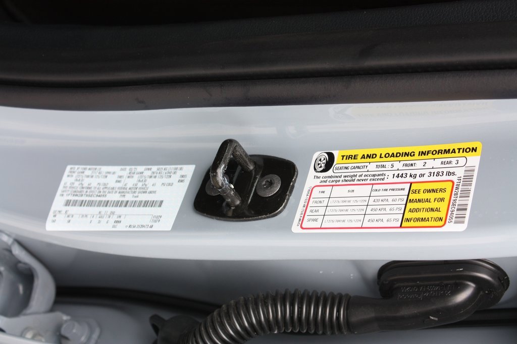 New 2025 Ford F250 Lariat w/ Lariat Ultimate Package image 37