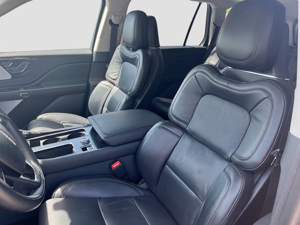 Used 2025 Lincoln Aviator Reserve w/ Equipment Group 201A image 22