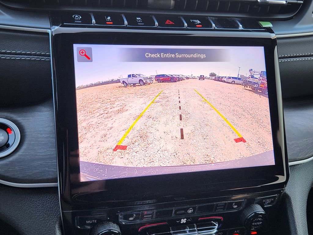 New 2025 Jeep Grand Cherokee L Limited image 13