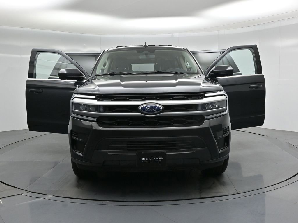 Certified 2024 Ford Expedition Max XLT image 33