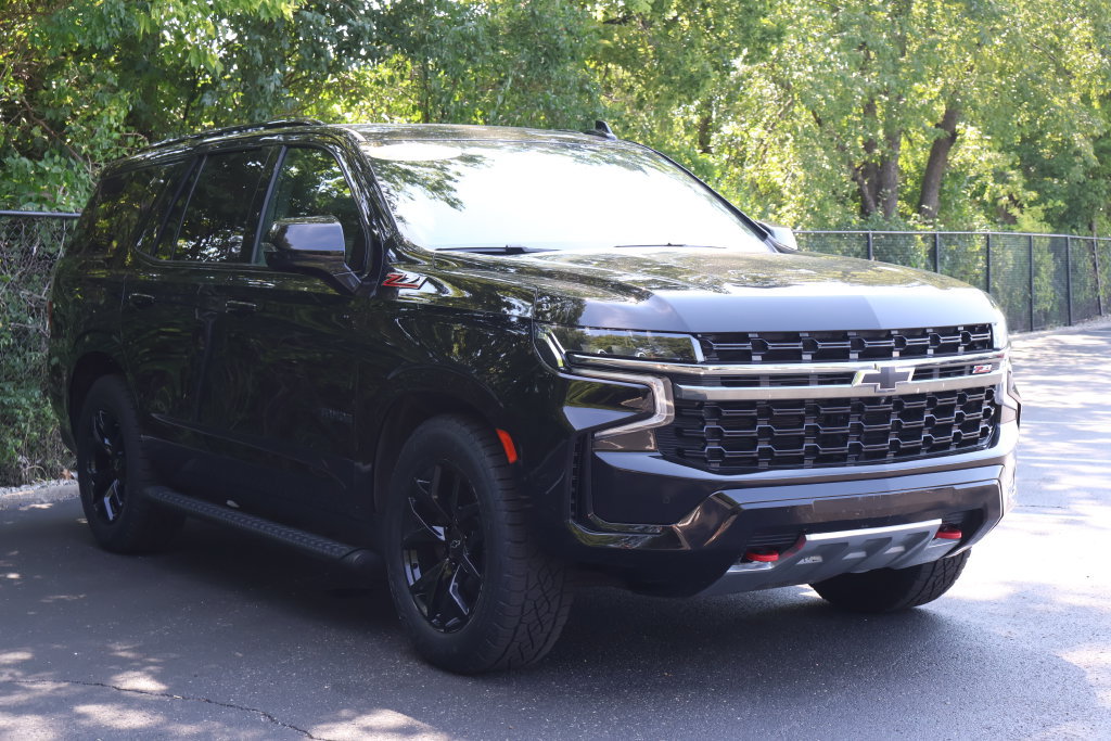 Certified 2022 Chevrolet Tahoe Z71 w/ Z71 Off-Road Package AWD/4WD image 13
