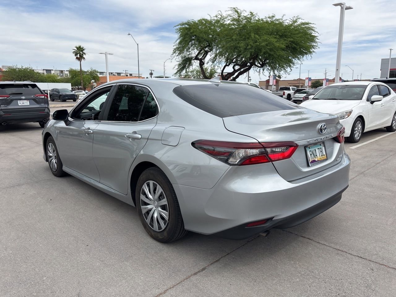 Used 2023 Toyota Camry LE image 4