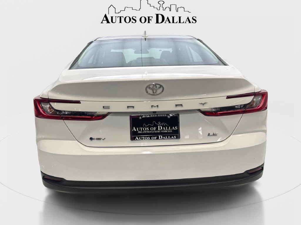 Used 2025 Toyota Camry LE FWD image 8