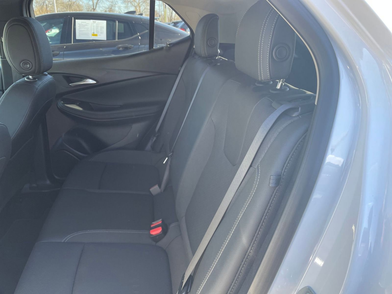 Used 2025 Buick Encore GX Preferred image 38