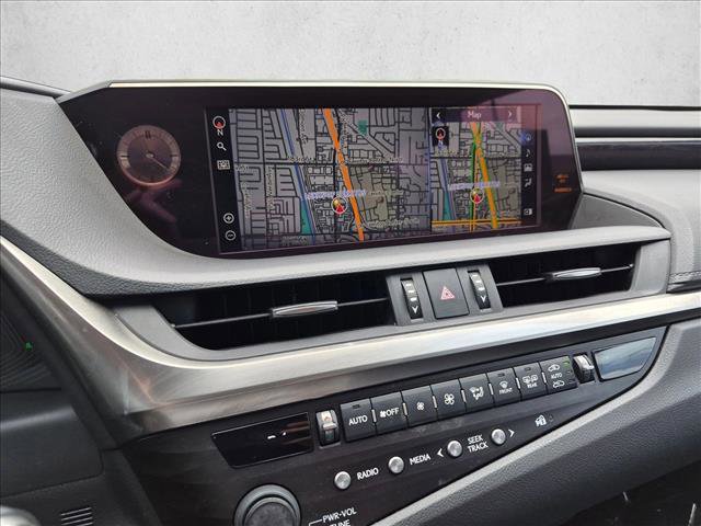 Used 2020 Lexus ES 300h w/ Premium Package FWD image 13