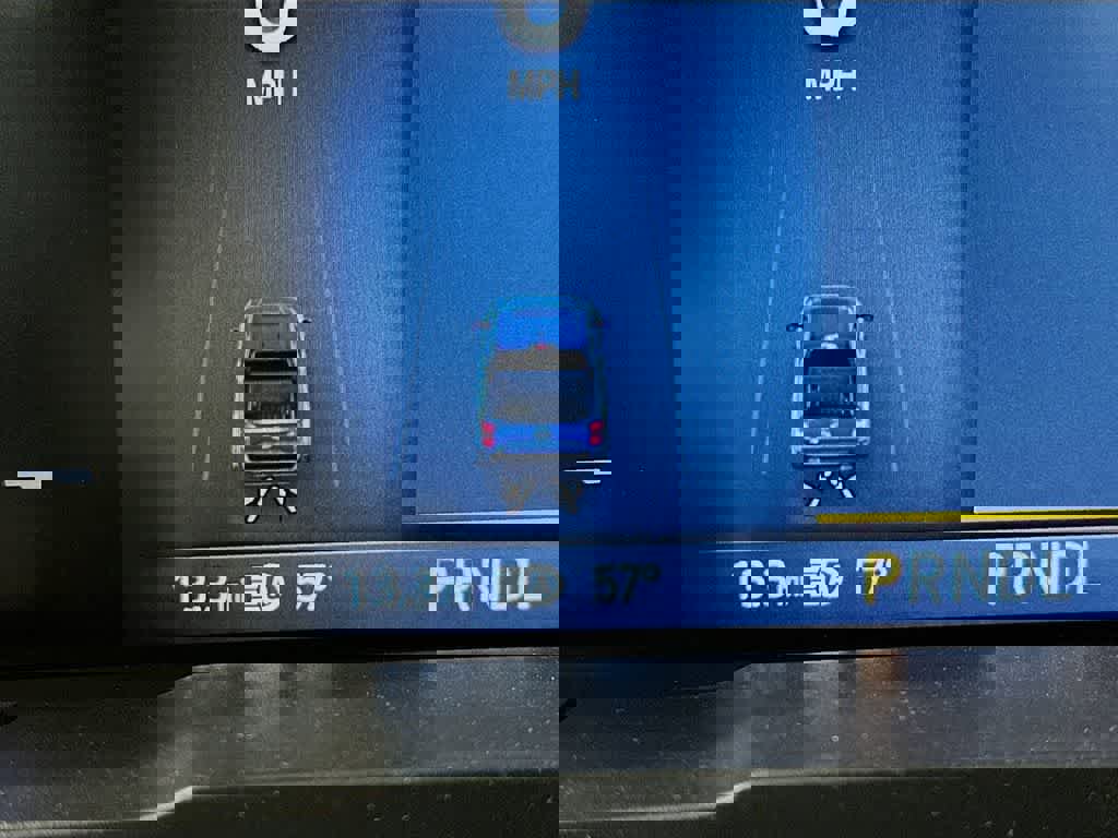 New 2026 Ford Maverick XL image 18