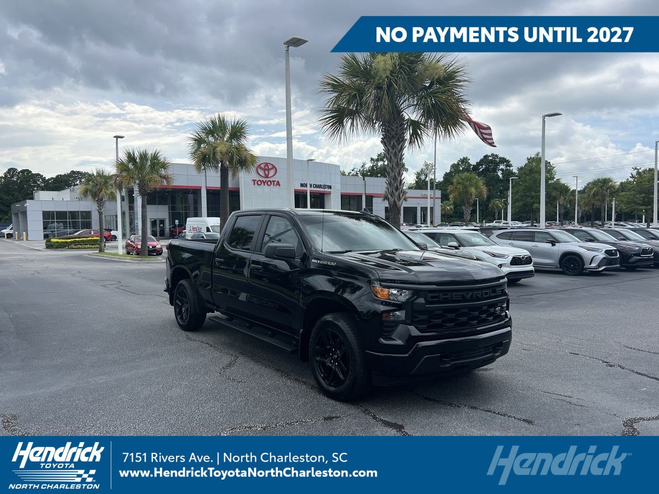 Used 2023 Chevrolet Silverado 1500 Custom AWD/4WD image 1