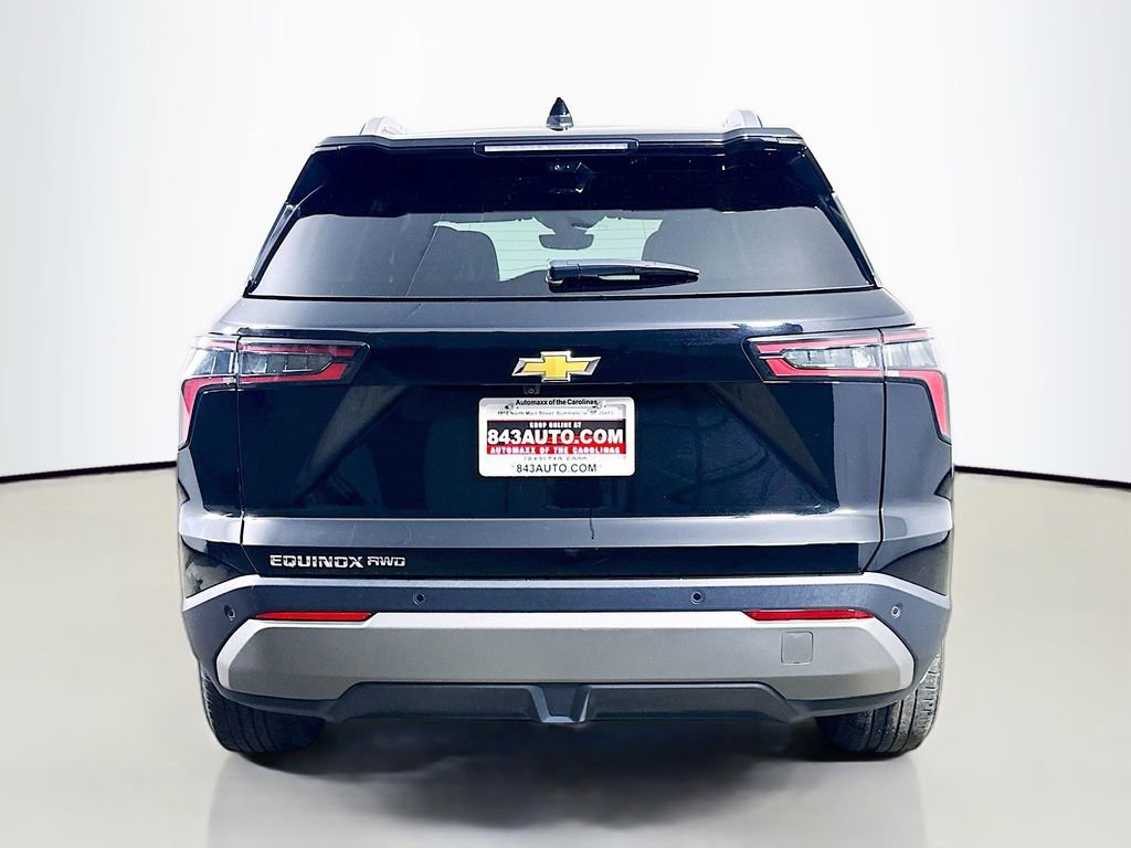 Used 2025 Chevrolet Equinox LT w/ Convenience Package II image 6