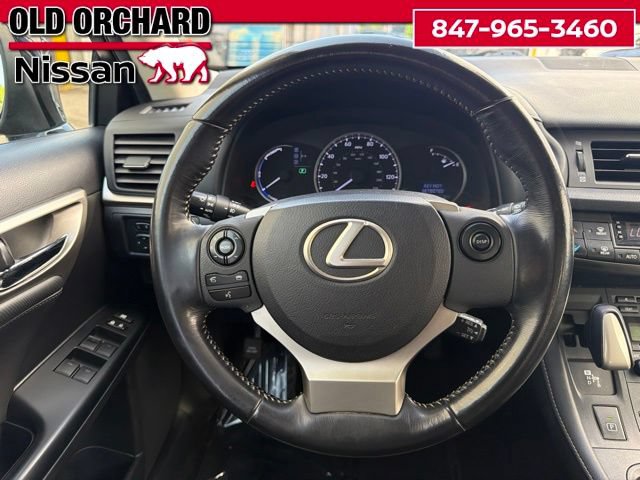 Used 2015 Lexus CT 200h w/ Seat Comfort Package FWD image 16