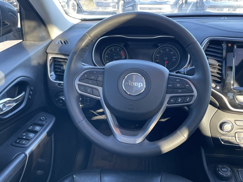 Used 2022 Jeep Cherokee Limited image 10